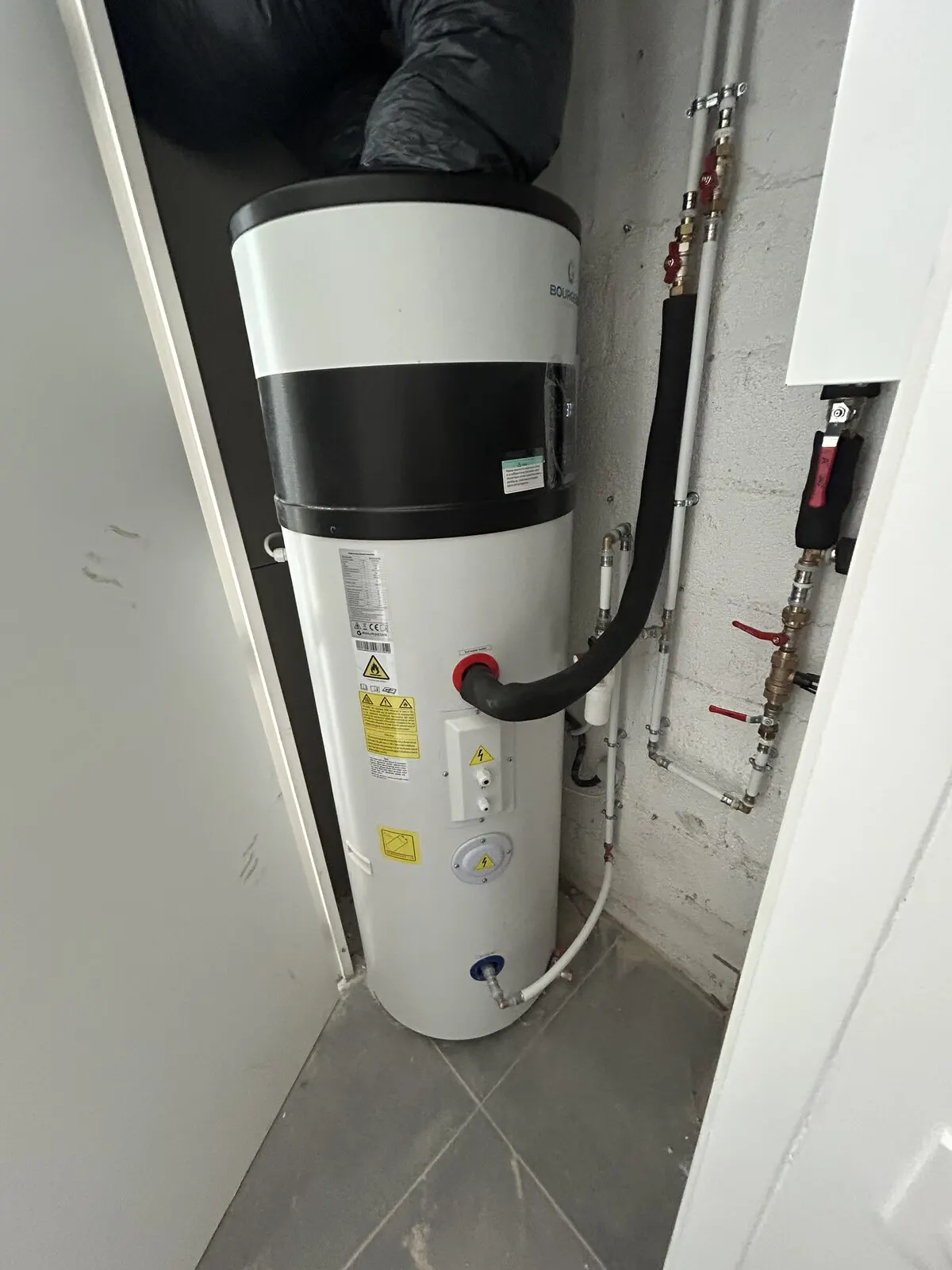 Chauffe-eau thermodynamique Bourgeois installé par FDHE au Petit-Quevilly