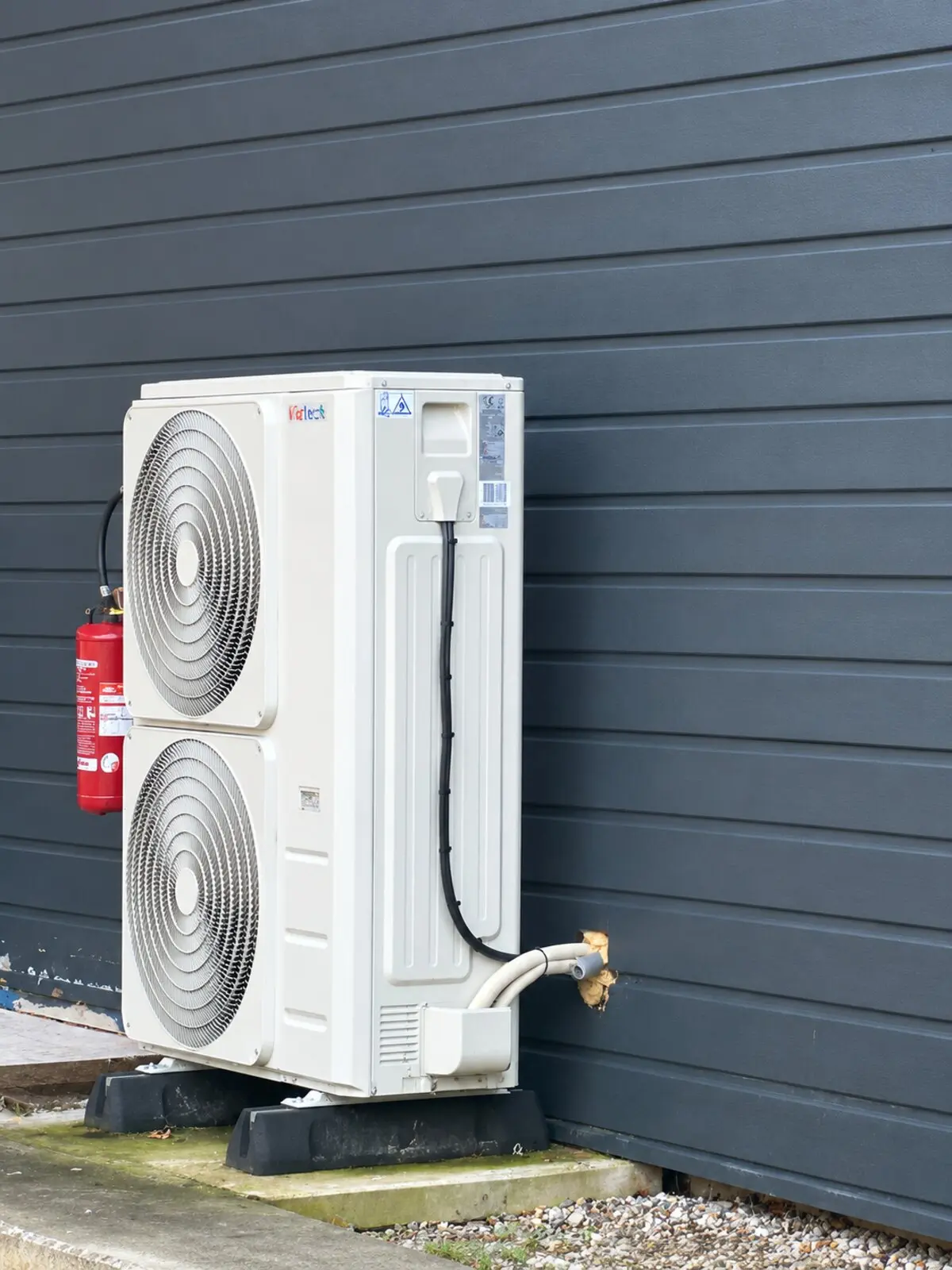 Pompe à chaleur air/eau — chantier FDHE