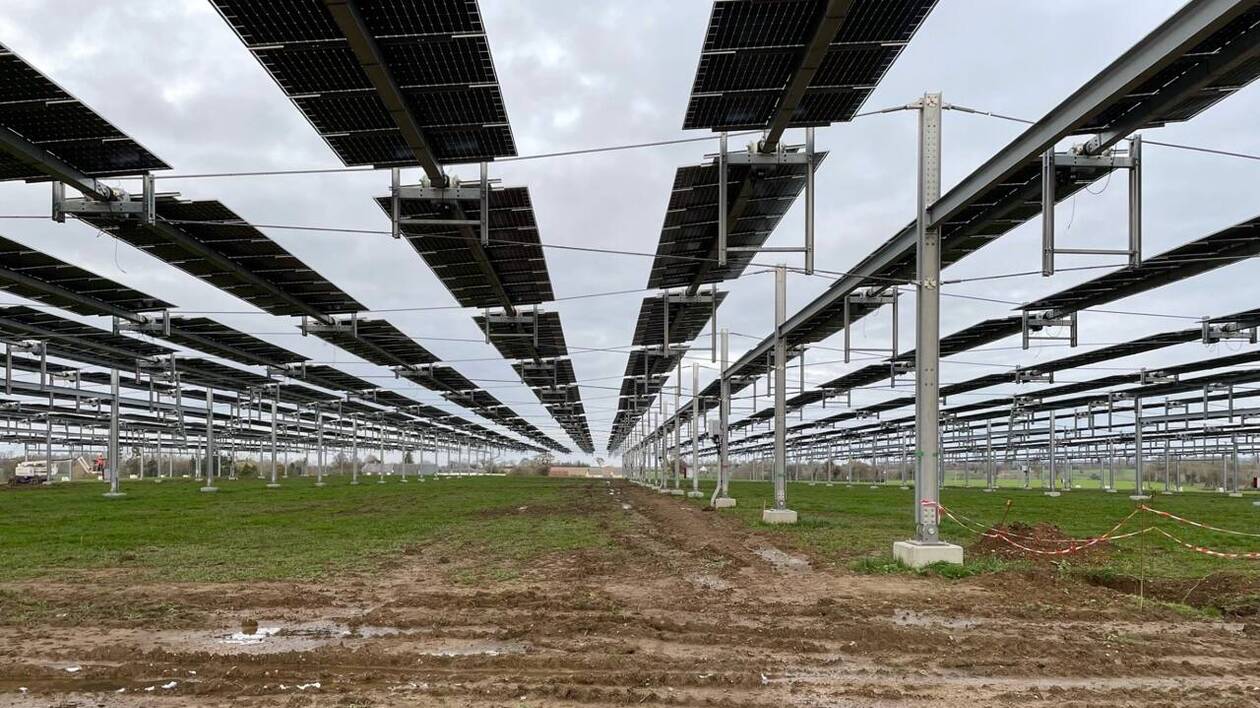 Installation agrivoltaïque sur bâtiment agricole